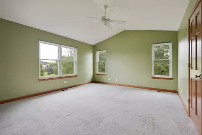 407 Bluegrass Parkway, Oswego, IL 60543 - Photo 15