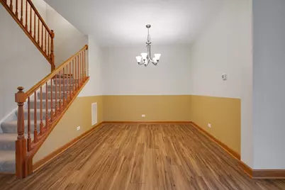 407 Bluegrass Parkway, Oswego, IL 60543 - Photo 5