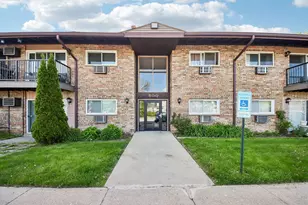800 E Old Willow Rd, Prospect Heights, IL 60070 - Photo 1