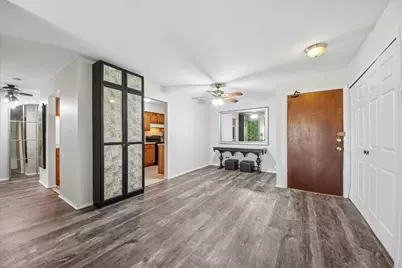 800 E Old Willow Road #208, Prospect Heights, IL 60070 - Photo 3