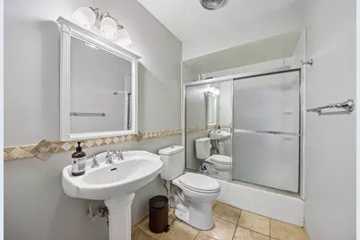 800 E Old Willow Road #208, Prospect Heights, IL 60070 - Photo 15