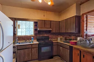 5020 W Dakin St, Chicago, IL 60641 - Photo 7