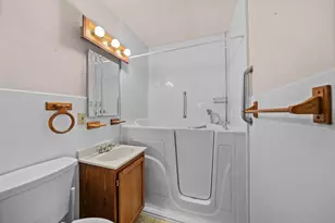 1006 Copper Dr, Machesney Park, IL 61115 - Photo 11