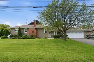 12640 S Tripp Ave, Alsip, IL 60803 - Photo 1