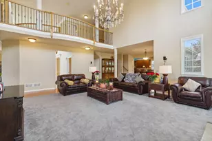 391 Lake Run Ln, North Aurora, IL 60542 - Photo 11