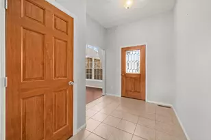 2939 Vaughndale Dr, Machesney Park, IL 61115 - Photo 5