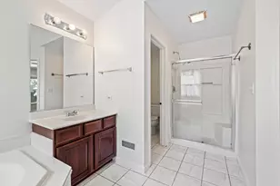 9 Sagebrush Ct, Streamwood, IL 60107 - Photo 23