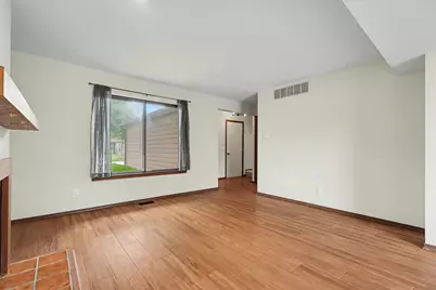 1212 Lancaster Drive #1212, Champaign, IL 61821 - Photo 9