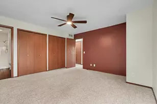 1212 Lancaster Dr, Champaign, IL 61821 - Photo 19