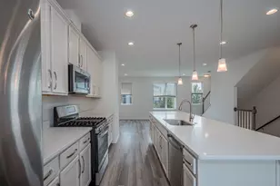 857 Finley Dr, Aurora, IL 60504 - Photo 9