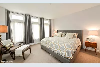 708 N Orleans Street #A, Chicago, IL 60654 - Photo 9