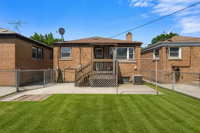 12347 S Elizabeth Street, Calumet Park, IL 60827 - Photo 7