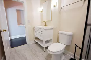 5427 S Blackstone Ave, Chicago, IL 60615 - Photo 19