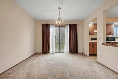 1214 Lancaster Drive #1214, Champaign, IL 61821 - Photo 11