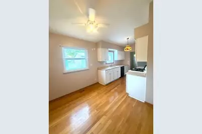 300 Aster Court, Aurora, IL 60504 - Photo 5