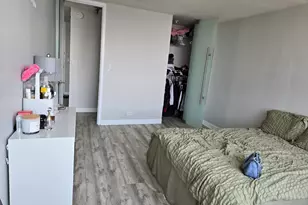 655 W Irving Park Rd, Chicago, IL 60613 - Photo 15