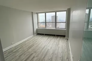 655 W Irving Park Rd, Chicago, IL 60613 - Photo 13