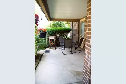 437 Cavalier Court #111, West Dundee, IL 60118 - Photo 3