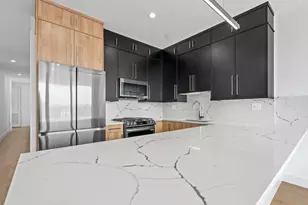 3008 W Belmont Ave, Chicago, IL 60618 - Photo 11