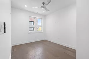 3008 W Belmont Ave, Chicago, IL 60618 - Photo 15