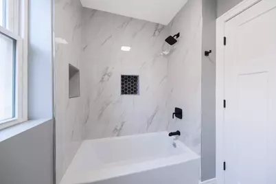 7625 S Clyde Avenue, Chicago, IL 60649 - Photo 11