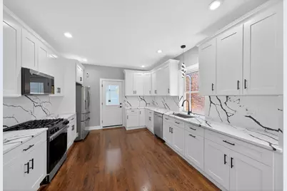 7625 S Clyde Avenue, Chicago, IL 60649 - Photo 7