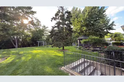 820 Long Meadow Drive, Schaumburg, IL 60193 - Photo 49