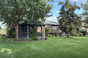 820 Long Meadow Dr, Schaumburg, IL 60193 - Photo 47