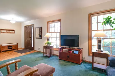 820 Long Meadow Drive, Schaumburg, IL 60193 - Photo 7