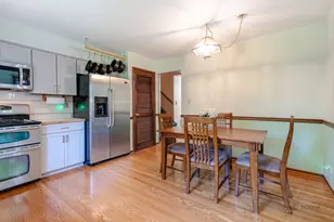 820 Long Meadow Dr, Schaumburg, IL 60193 - Photo 15