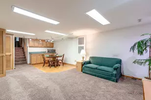 820 Long Meadow Dr, Schaumburg, IL 60193 - Photo 31