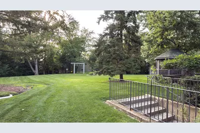 820 Long Meadow Drive, Schaumburg, IL 60193 - Photo 35