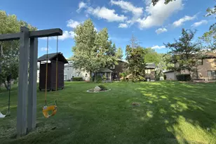 820 Long Meadow Dr, Schaumburg, IL 60193 - Photo 41