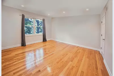 2711 Valley Forge Road, Lisle, IL 60532 - Photo 15