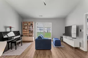 706 Corey Ln, Champaign, IL 61822 - Photo 15