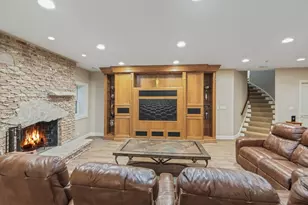 241 Walden Dr, Glencoe, IL 60022 - Photo 21