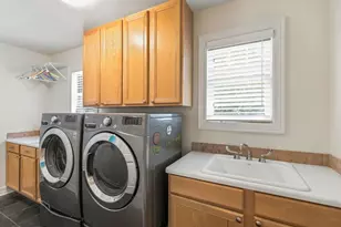 241 Walden Dr, Glencoe, IL 60022 - Photo 13