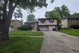 1763 225th Pl, Sauk Village, IL 60411 - Photo 3