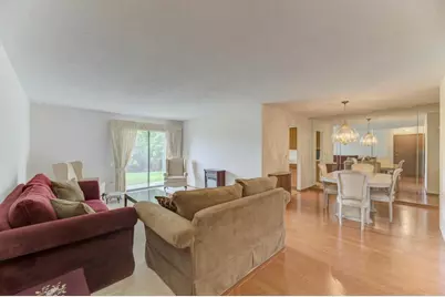 504 Elizabeth Drive #18-B-L, Wood Dale, IL 60191 - Photo 7