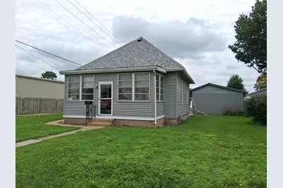 112 E 6th Street, Kewanee, IL 61443 - Photo 1