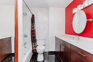 233 E Erie St, Chicago, IL 60611 - Photo 9