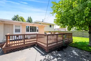 10248 S 80th Ct, Palos Hills, IL 60465 - Photo 23
