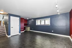 10248 S 80th Ct, Palos Hills, IL 60465 - Photo 17
