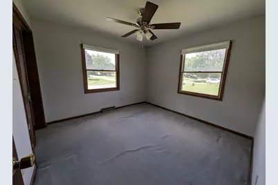 201 Meadow Lane, Monroe Center, IL 61052 - Photo 3
