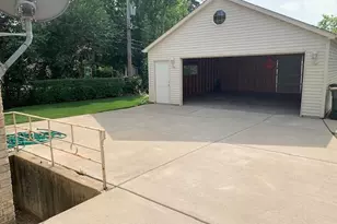 634 Babetta Ave, Park Ridge, IL 60068 - Photo 25