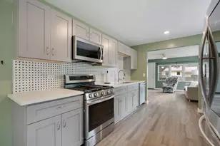502 Monroe Ave, Ingleside, IL 60041 - Photo 11