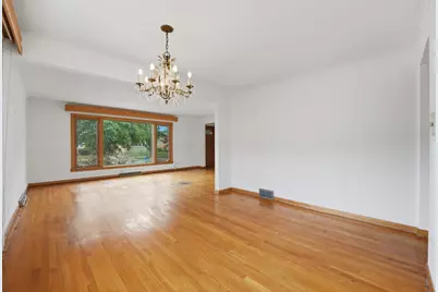 4847 N Sayre Avenue, Chicago, IL 60656 - Photo 9