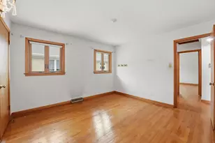 4847 N Sayre Ave, Chicago, IL 60656 - Photo 19