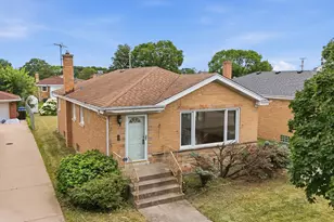 4847 N Sayre Ave, Chicago, IL 60656 - Photo 1