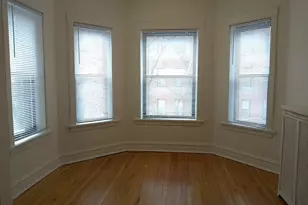 705 W Cornelia Ave, Chicago, IL 60657 - Photo 3